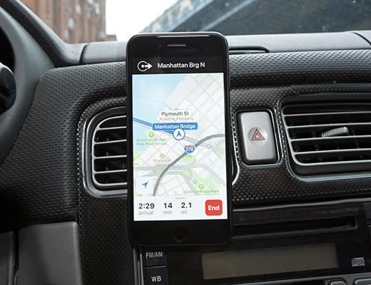 Magnetisk mobilhållare till bilen